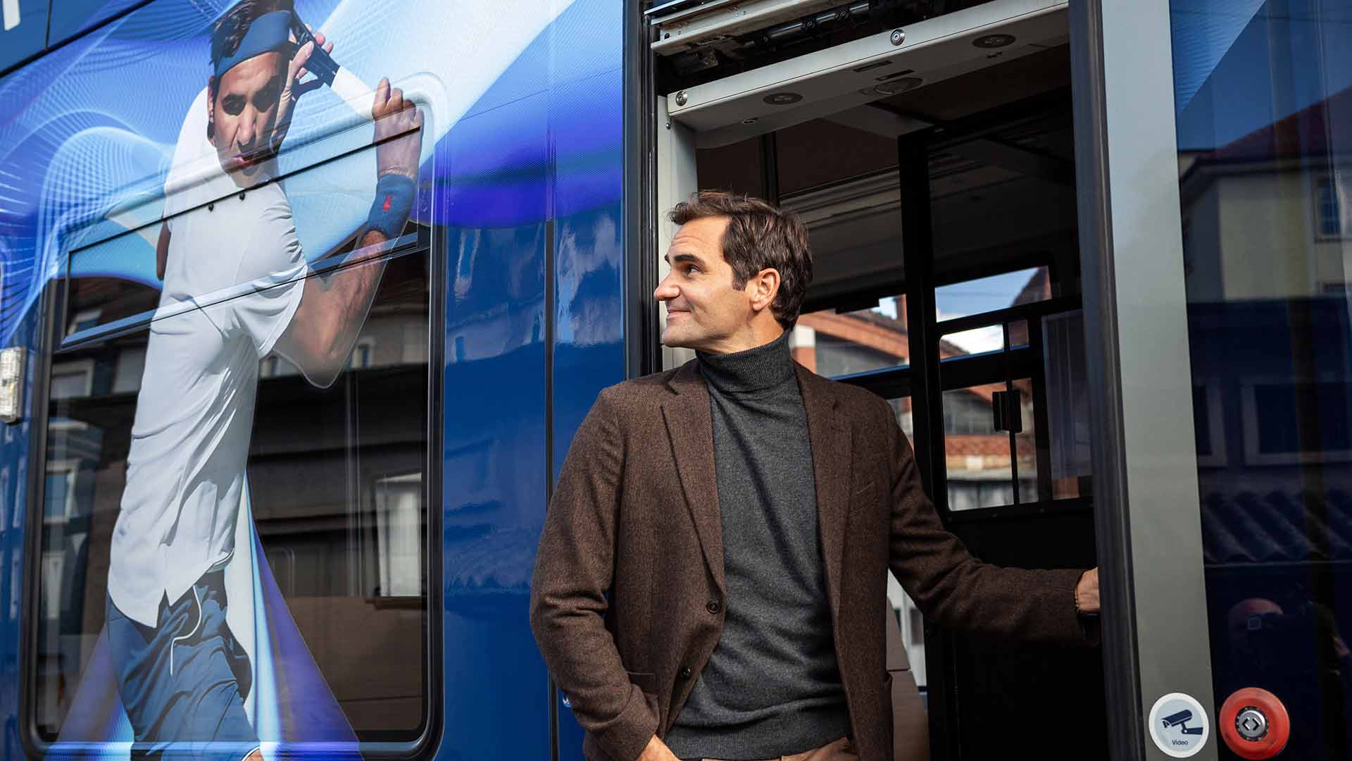 Roger Federer inaugurates the 'Federer Express' tram in Basel. Credit: Basler Verkehrs-Betriebe/Bettina Matthiessen