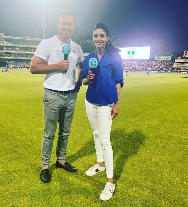 AB de Villiers, Zainab Abbas